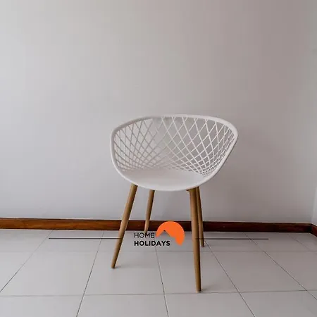 #169 T3 Medronheira By Holidays 아파트 *