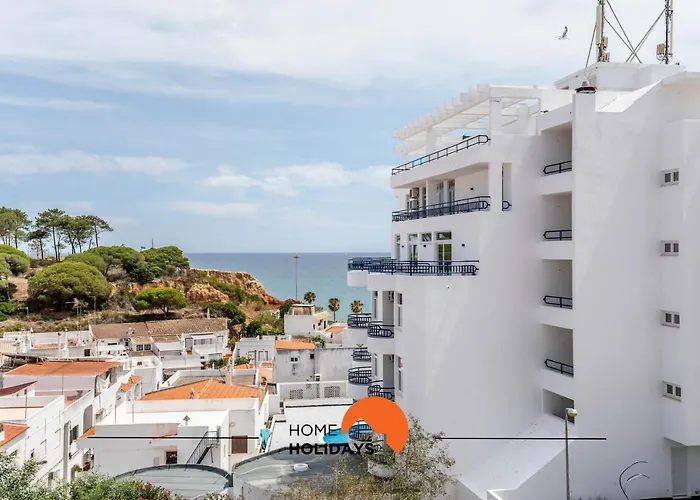 #169 T3 Medronheira By Holidays Albufeira
