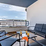 #169 3br Medronheira Spacious & Relax Apartment