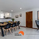 #169 3br Medronheira Spacious & Relax Apartment *